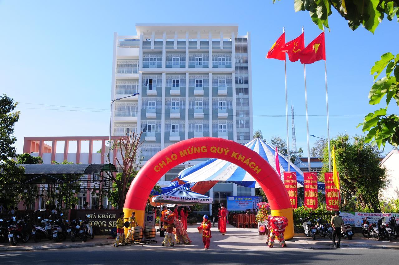 Huong Sen Hotel Cao Lãnh Екстериор снимка